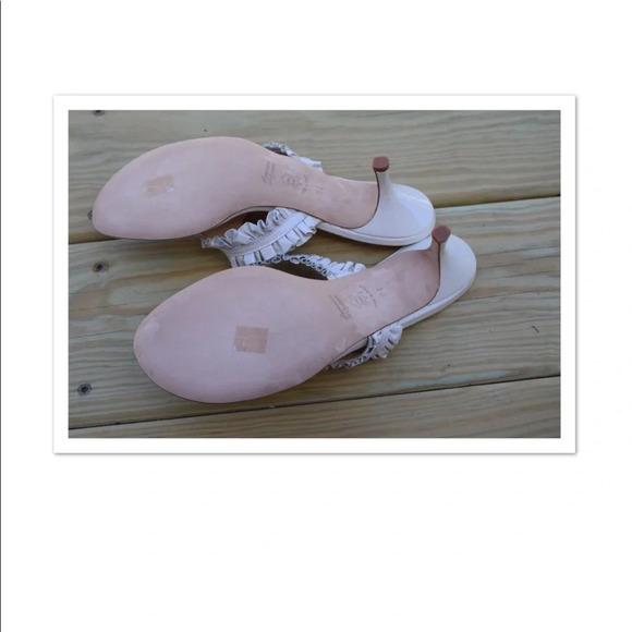 NWOT Butter heeled sandals - Picture 6 of 8